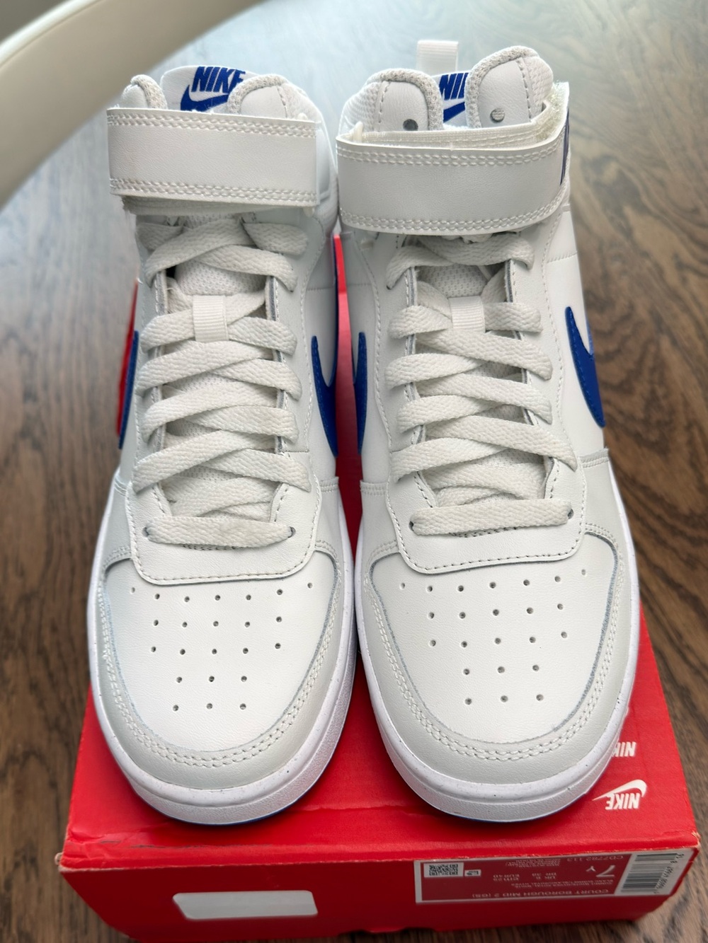 Nike Court Borough Mid 2 GS Summit White/Hyper Royal 7Y/8.5Womans - Picture 2 of 8